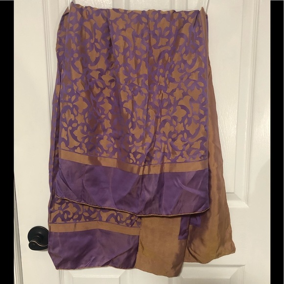 YSL reversible wrap/scarf - Picture 3 of 5